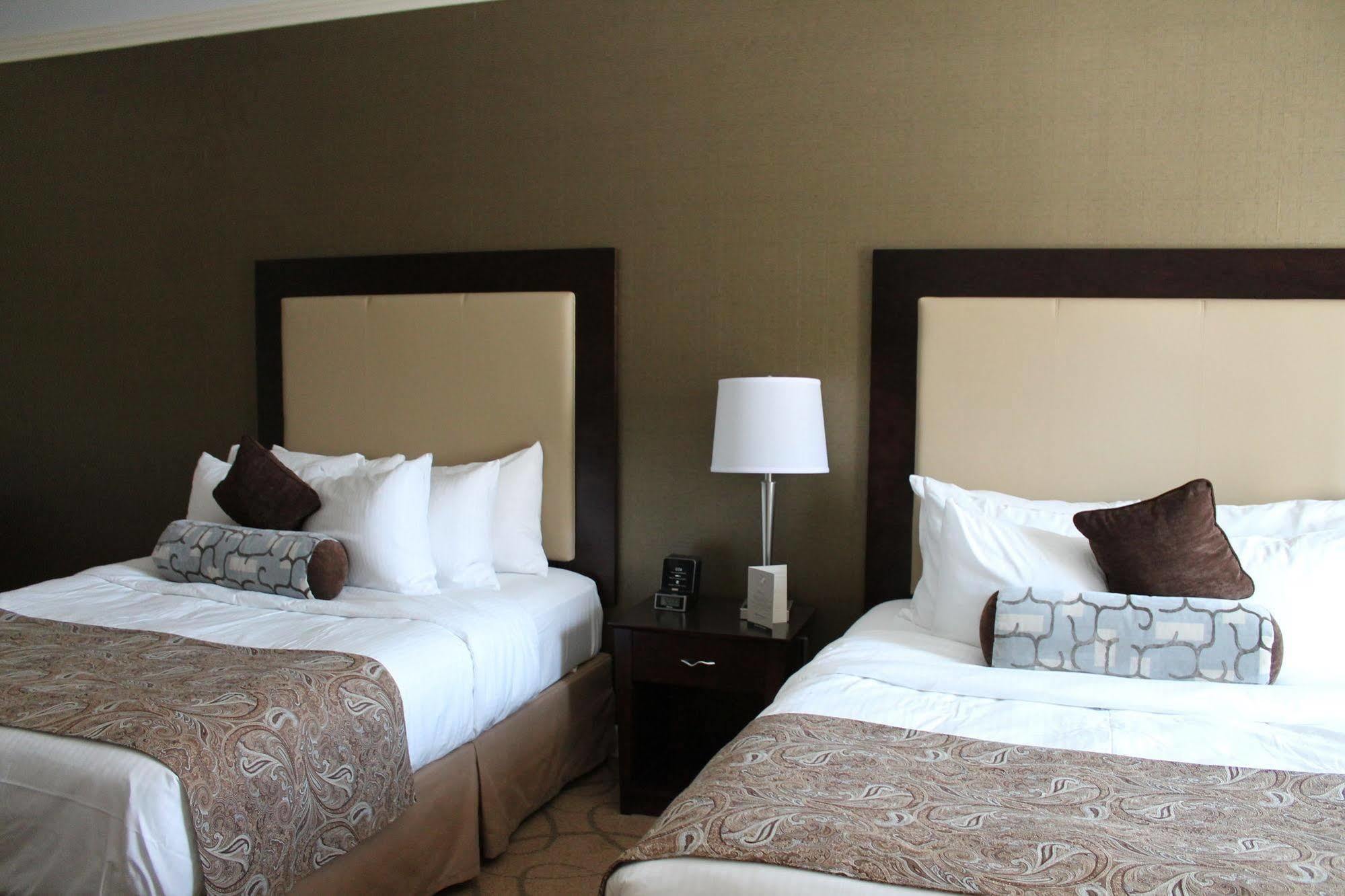The Marcum Hotel & Conference Center Oxford Zewnętrze zdjęcie